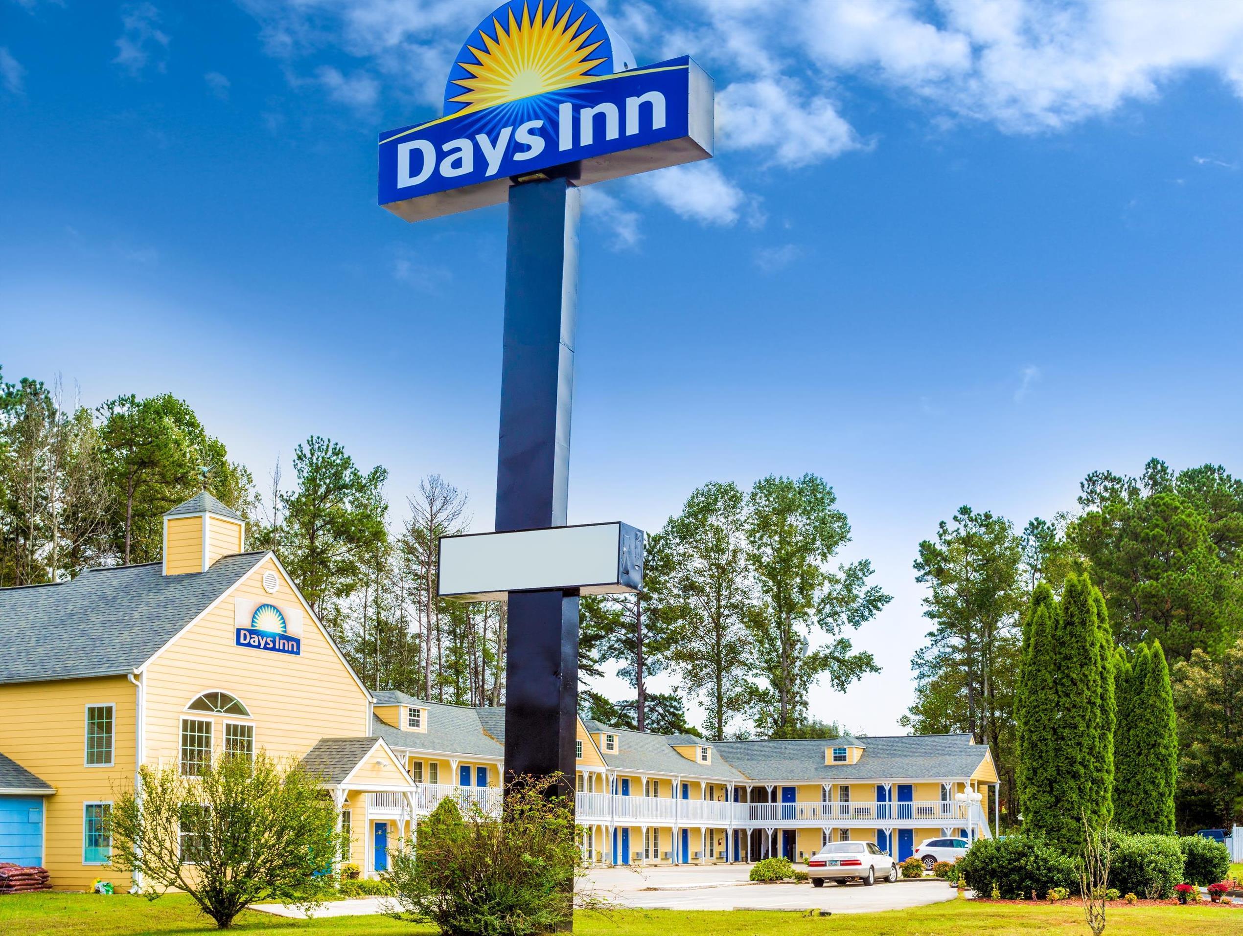 Days Inn By Wyndham Cornelia Exteriör bild